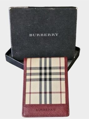 Burberry 🪢EUC Vintage Nova Check Card Holder with Burgundy Trim with Box
